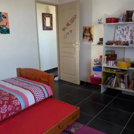 Climatisee Avec Piscine Proche De La דירה טוריי