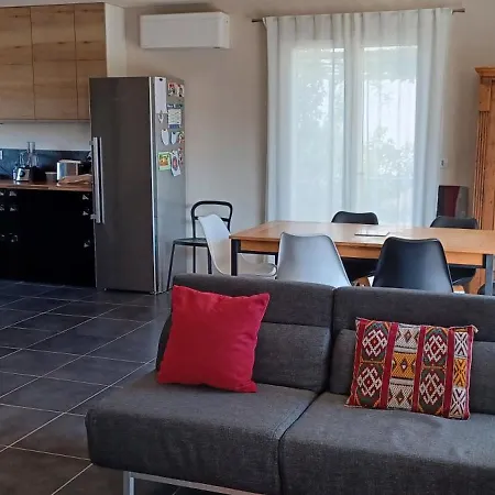 Appartamento Climatisée Avec Piscine Proche De La Torreilles