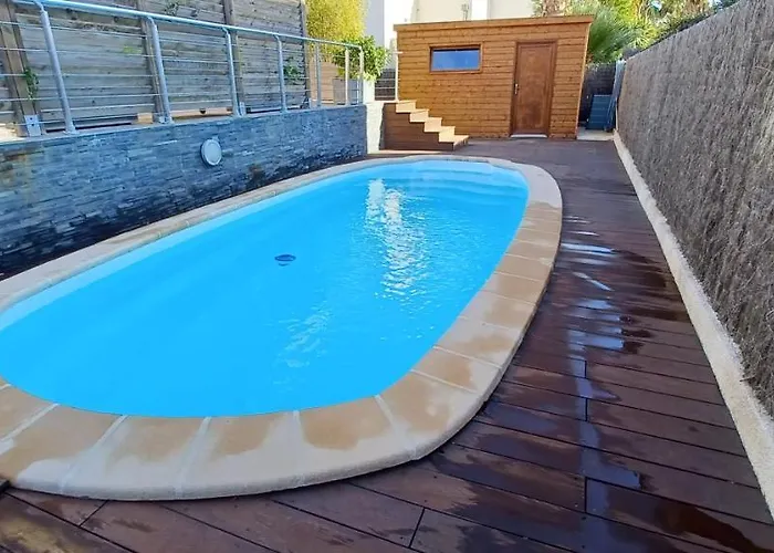 Climatisee Avec Piscine Proche De La *